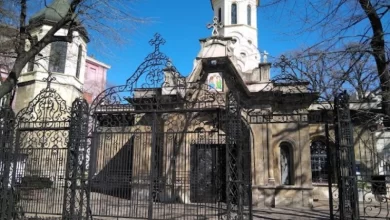 Паркингът пред храм "Света Троица" в Русе ще бъде затворен